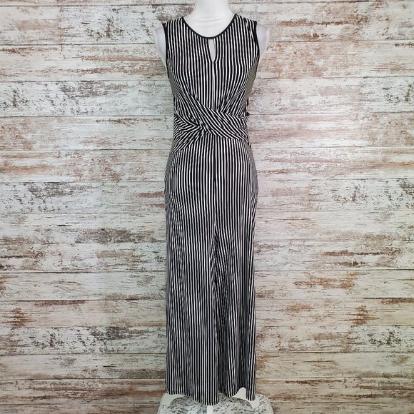 SUGARLIPS Black Blackjack Striped Keyhole Jersey - Picture 10 of 10